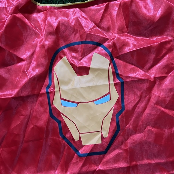 Super Hero Cape - Picture 2 of 5